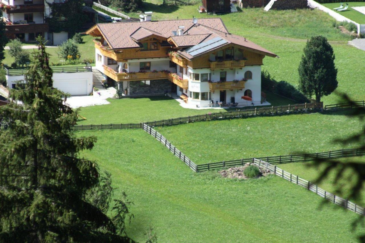 Landhaus Alpensonne Neustift im Stubaital Exterior photo