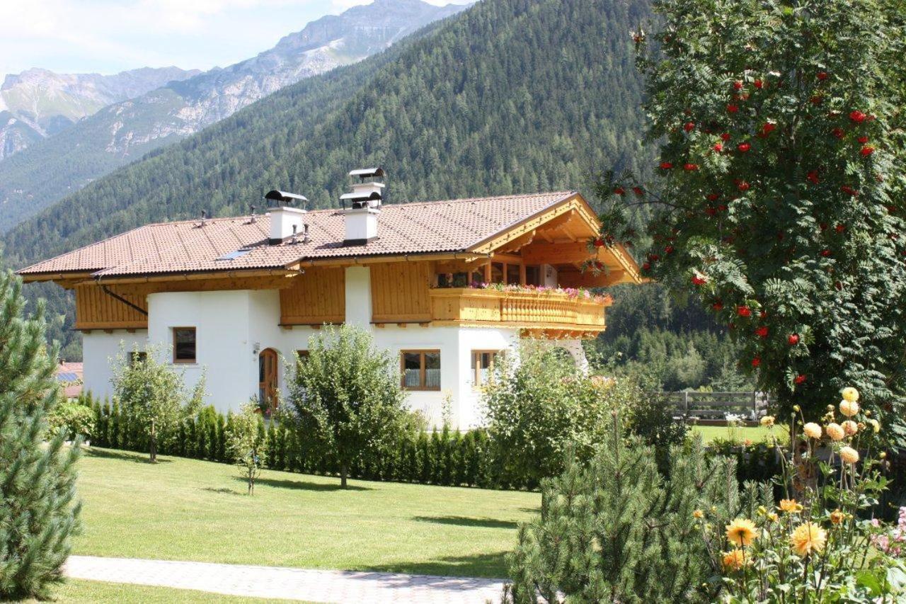 Landhaus Alpensonne Neustift im Stubaital Exterior photo